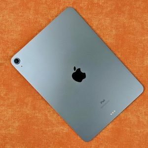 Apple iPad Air